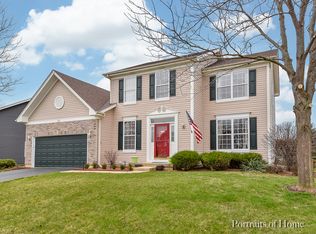 230 Somerset Dr, Sugar Grove, IL 60554