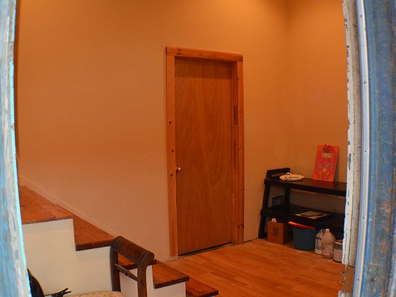3rd image of 118 S Evie St