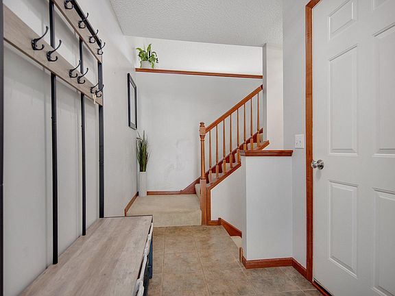 5th image of 5133 Farnham Dr N