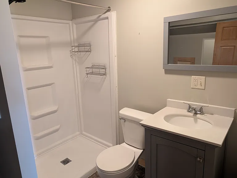 1727 Hughitt Ave — Photo 22