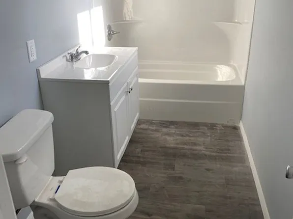 3511 E Hollywood Dr, Bloomington, IN 47408