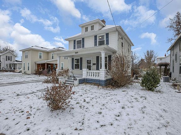 2nd image of 164 Hoover St