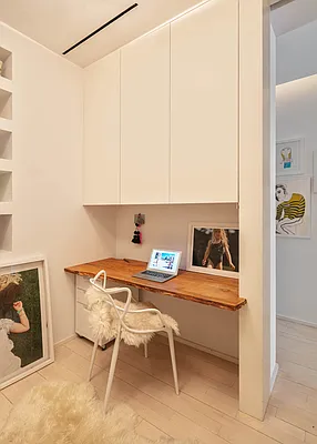 Sold by Compass | media 8