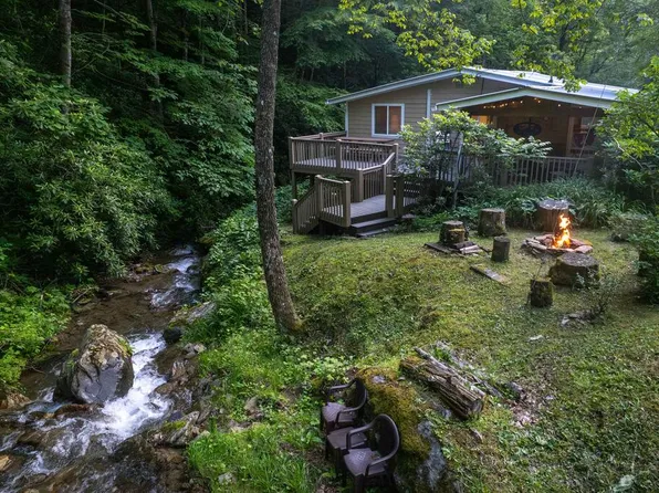 960 Unahala Creek Rd, Bryson City, NC 28713