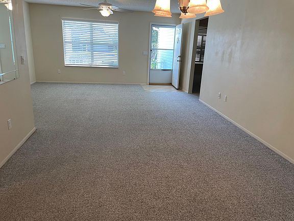 Dining & Living Rooms from Lanai