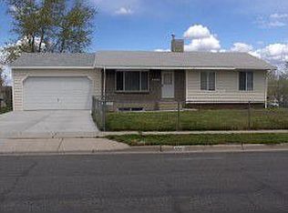 6560 Castle View Dr, West Valley City, UT 84128
