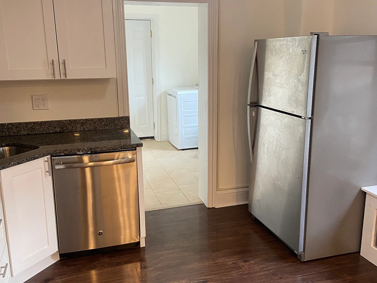 3 bed, 1000 sqft, $1,850 — Photo 4