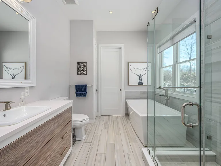50 Squires Blvd — Photo 12
