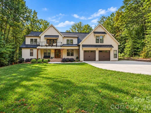 2866 Backwoods Trl, Denver, NC 28037