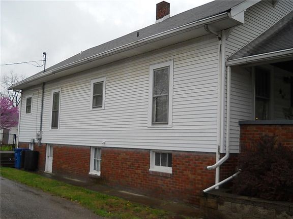 3rd image of 319 W Hendricks St