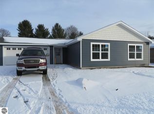 2033 Woodside Trail Ct, Traverse City, MI 49685