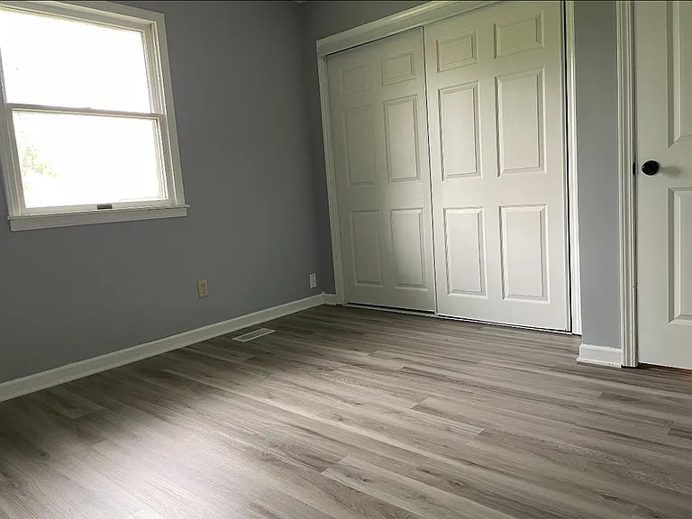 202 S Wetmore St #C — Photo 5