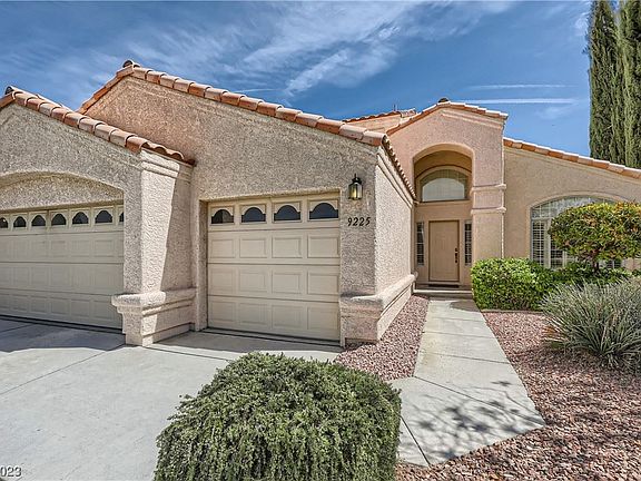 3rd image of 9225 Jadecrest Dr