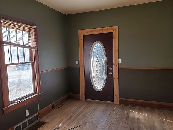 4th image of 303 S Osborn St