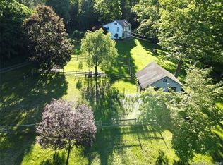 6 Liberty Hl, Gaylordsville, CT 06755