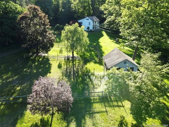 6 Liberty Hill, New Milford, CT 06755