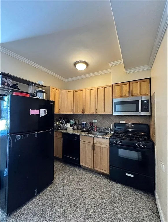 Building Photo - 47 Dalrymple St #3