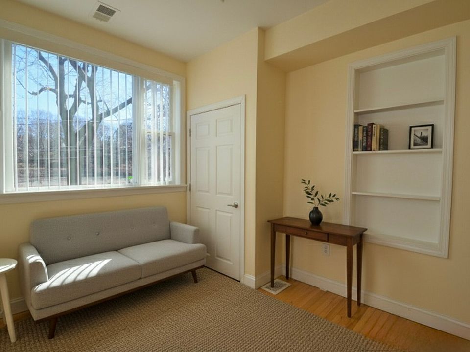 1st image of 1801 Beacon St #1810
