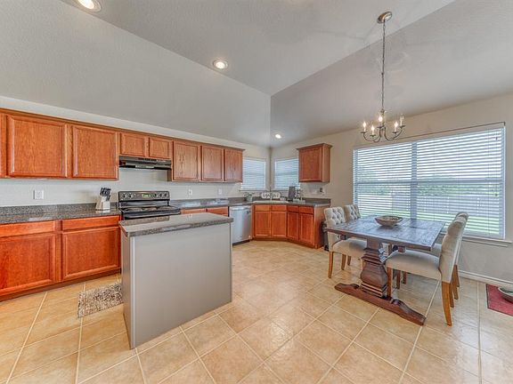 3rd image of 1337 Marie Ln