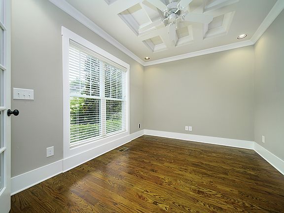 5th image of 113 38th Ave N