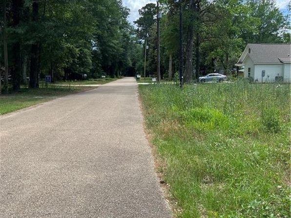 66321 Markham Dr, Lacombe, LA 70445