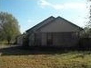 415 Orchard St, Custer City, OK 73639