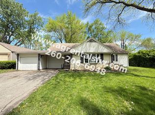 4660 Taylor St, Fort Wayne, IN 46804