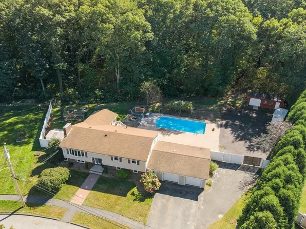 31 Paul Ave, Peabody, MA 01960