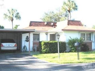 530 Pangola Dr, North Fort Myers, FL 33903