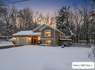 3928 S Arrowhead Trl, Allegan, MI 49010