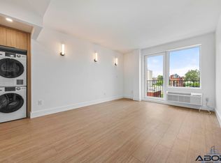 134 Erasmus St #3B, Brooklyn, NY 11226
