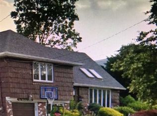 211 E Lexington Ave, Oceanside, NY 11572