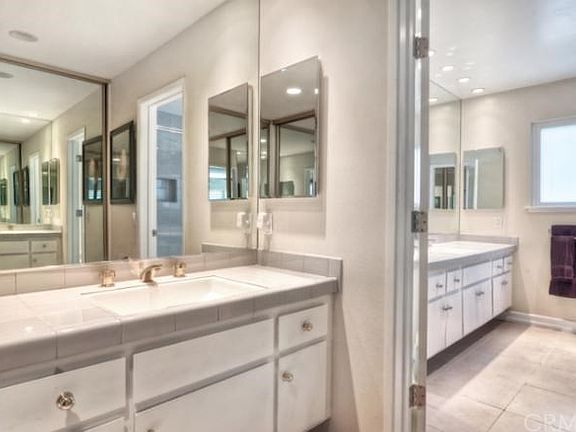 5th image of 28 Mission Bay Dr