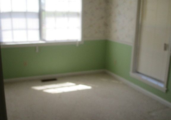 5th image of 37 Elysian Dr
