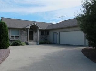 E9349 Magnolia Ct, Wisconsin Dells, WI 53965