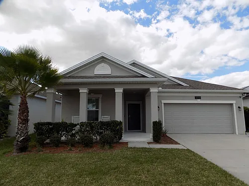 1713 Chatsworth Cir Photo 1