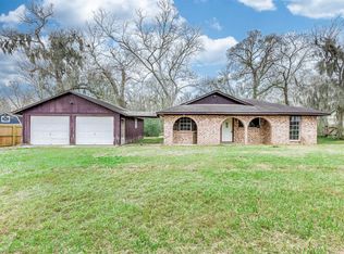1431 County Road 934, Sweeny, TX 77480
