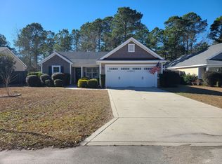 421 Ridgeway Dr, Sneads Ferry, NC 28460