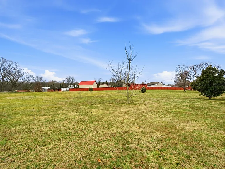 4971 Hyde Rd — Photo 36