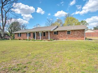 323 Langton Rd, Fort Gibson, OK 74434