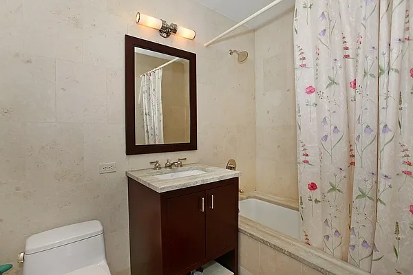 Rented by Douglas Elliman | media 18