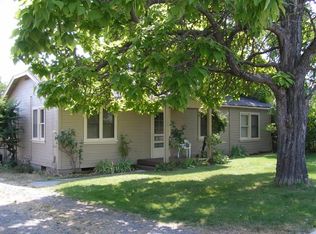 1969 Allen Creek Rd, Grants Pass, OR 97527