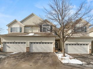 198 Timber Trails Blvd UNIT 198, Gilberts, IL 60136