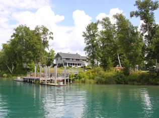 2018 S Whitehead Rd #4, Sault Sainte Marie, MI 49783