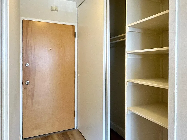 2101 Chestnut St #17-809 — Photo 11