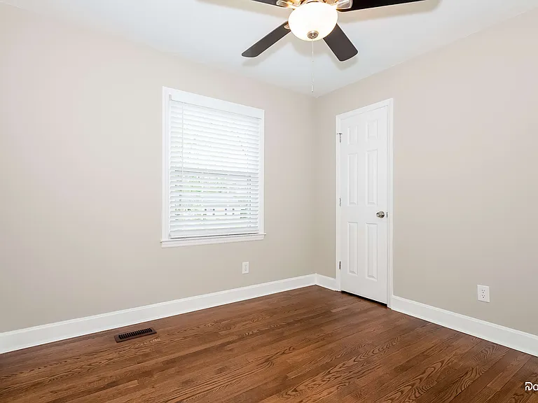 1700 Dixon Rd — Photo 13