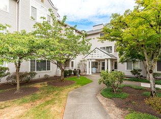 Bellevue Heights Apartments, Bellevue, WA 98005