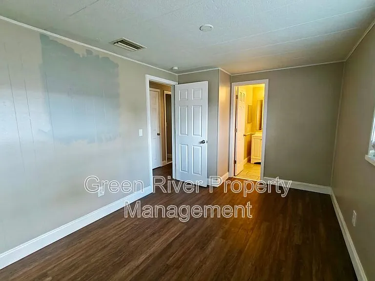 146 Phoenetia Dr — Photo 30
