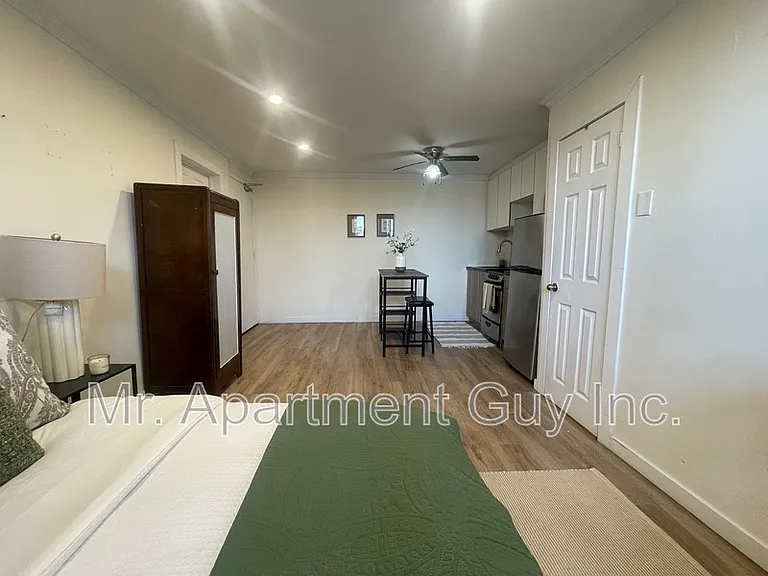 44 Victoria Ave S #303 — Photo 4