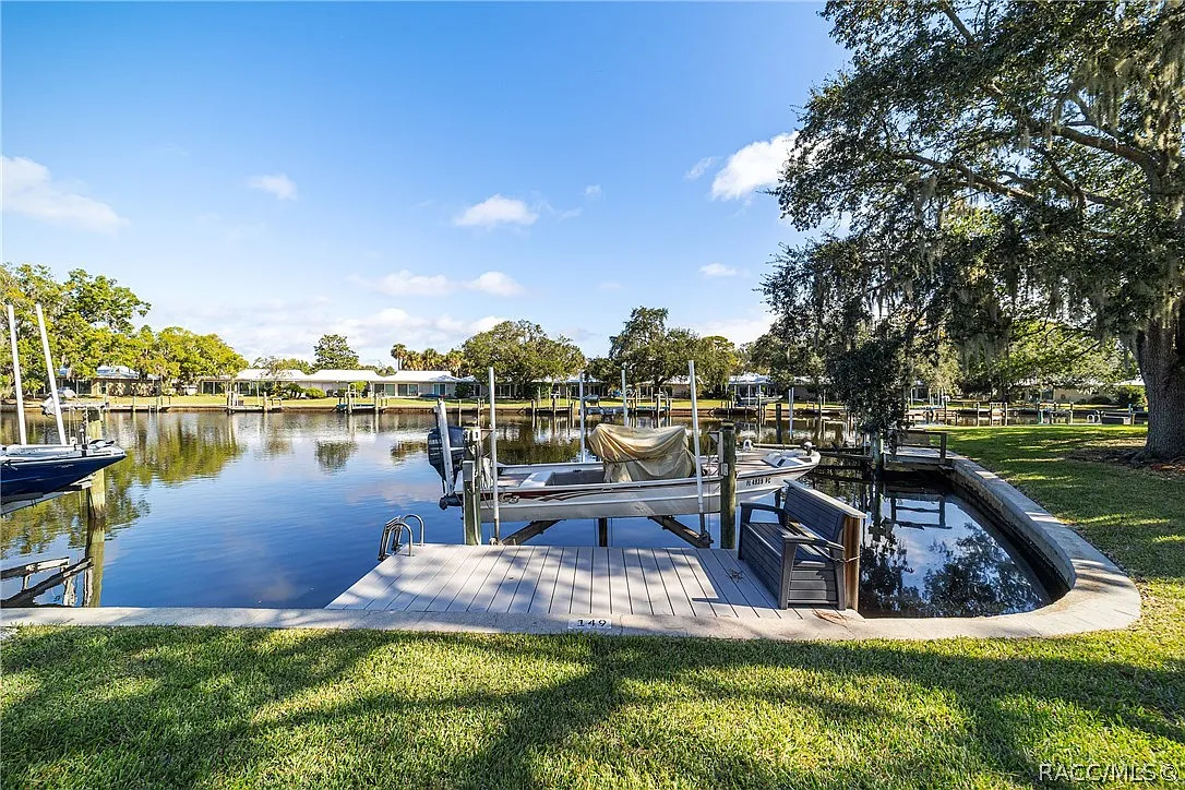 Building Photo - 11517 W Sandpiper Ct